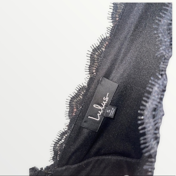 NWT LULU'S Black Floral V Neck We Made it Black Pleated Midi Dress Size Small - Picture 7 of 8